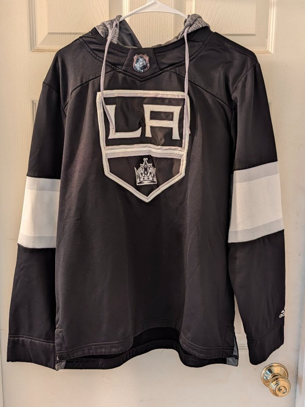 Adidas NHL Los Angeles Kings Black Skate Lace Hooded Jersey Sweatshirt Medium